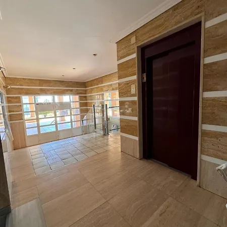 Tropicana Apartment